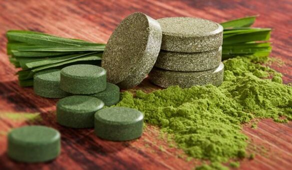 Spirulina, yüksek amino asit içeriği nedeniyle erkekler için faydalıdır.
